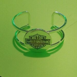 NWOT Harley-Davidson Silver Cuff Bracelet